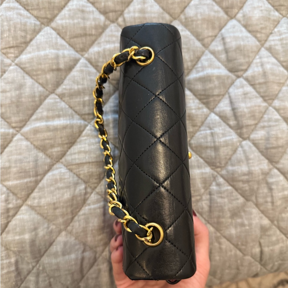Series 1 Chanel Vintage Black Lambskin Full Flap Mini Bag - Picture 5 of 16